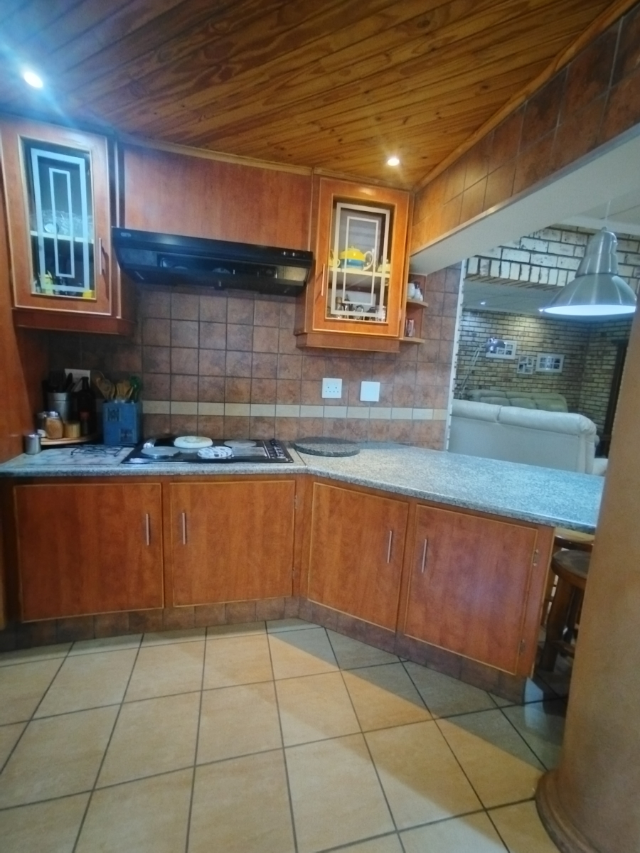 4 Bedroom Property for Sale in Christiana North West